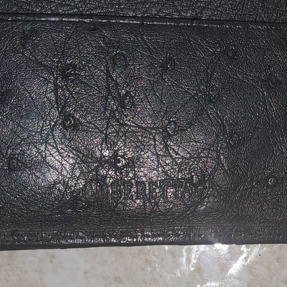 Beretta Black Textured Ostrich Skin  Leather Wallet